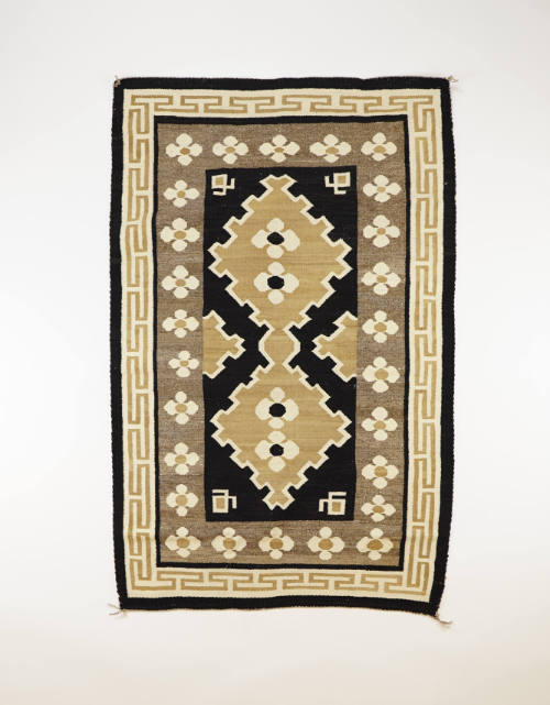 Bistie Pattern Diné Rug